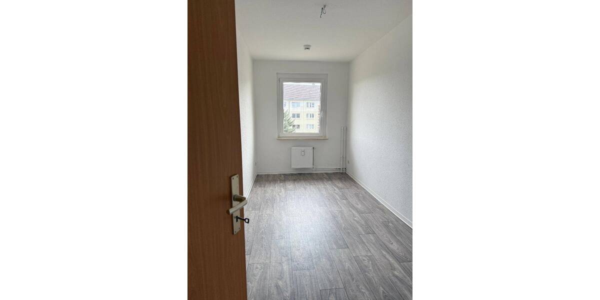 Etagenwohnung Lichtentanne - 3 Zimmer, 58 m&sup2;, 315&euro; | Angebot:26887614
