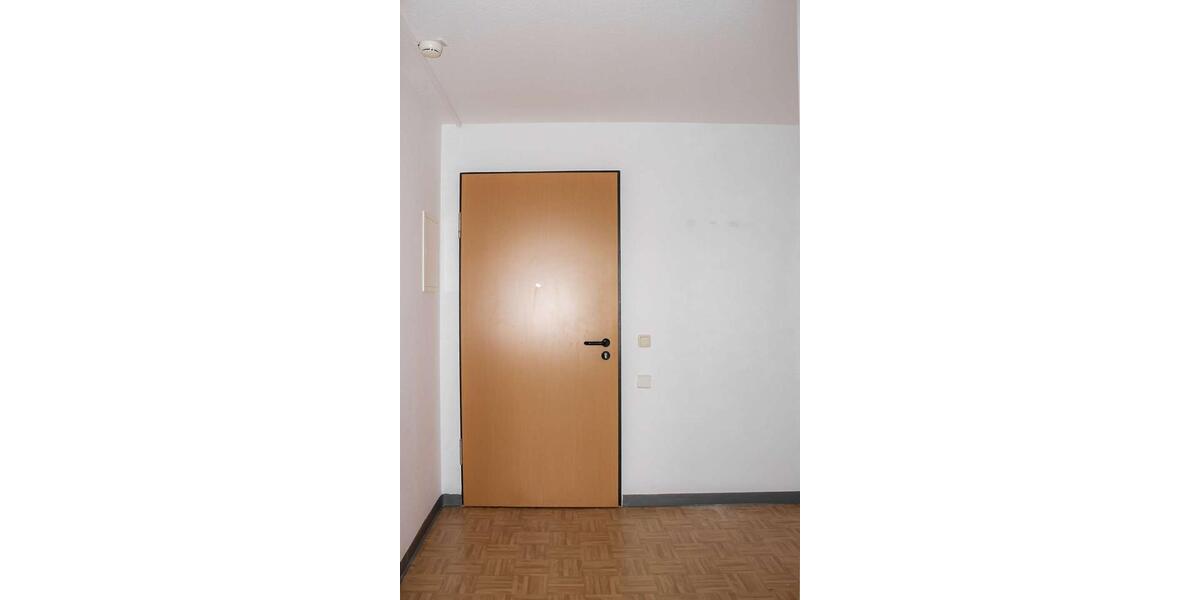 Etagenwohnung Zwickau - 2 Zimmer, 46 m&sup2;, 551&euro; | Angebot:23146897