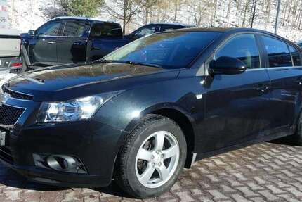 Chevrolet Cruze 93.000 km 6.990 &euro; Schneeberg 08289