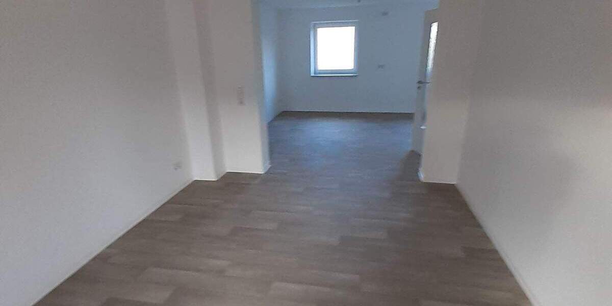 Etagenwohnung Oelsnitz/Erzgebirge Oelsnitz - 2 Zimmer, 66 m&sup2;, 430&euro; | Angebot:25673065