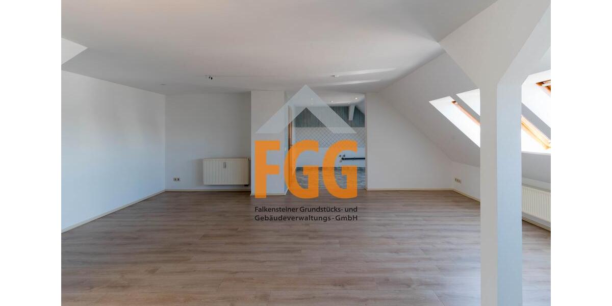 Dachgeschoßwohnung Auerbach/Vogtland Vogtland - 4 Zimmer, 112 m&sup2;, 550&euro; | Angebot:22096780