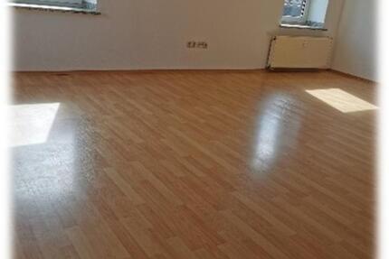 Wohnung Schneeberg - 3 Zimmer, 84 m&sup2;, 420&euro; | Angebot:24779918