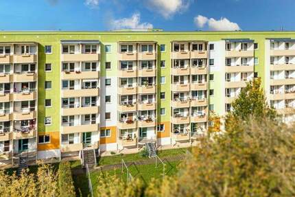 Wohnung Zwickau Eckersbach - 3 Zimmer, 55 m&sup2;, 330&euro; | Angebot:25733945