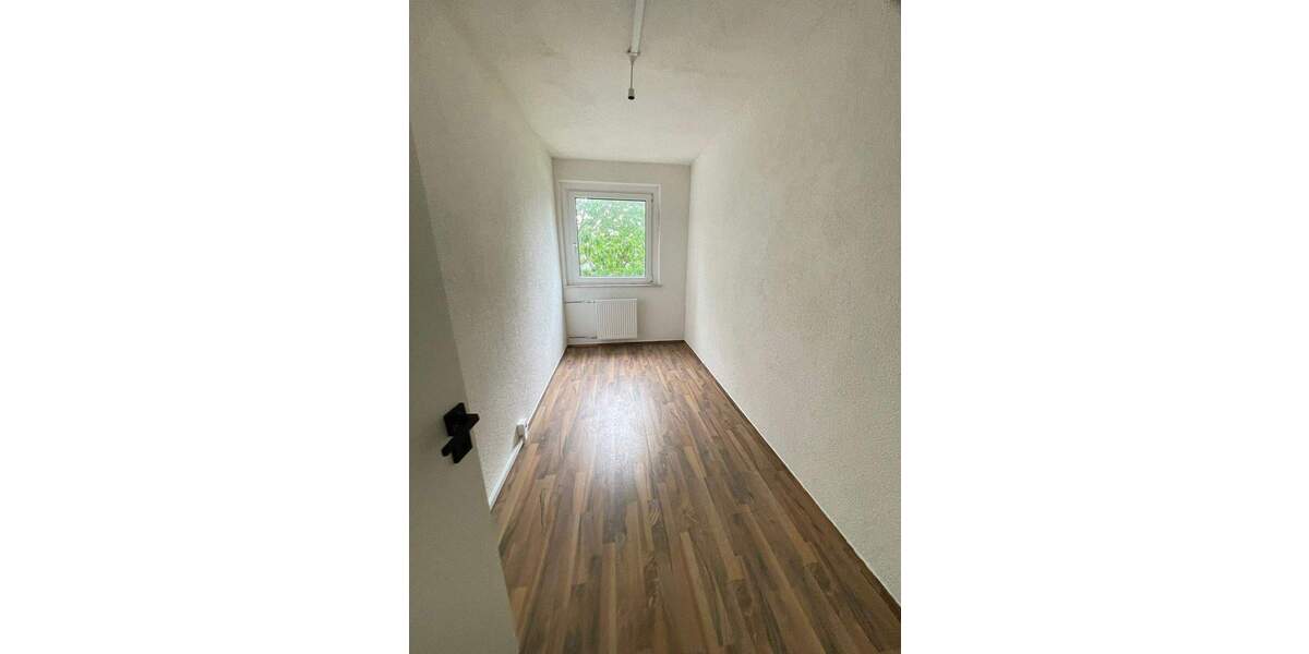 Etagenwohnung Schneeberg Neustädtel - 4 Zimmer, 70 m&sup2;, 528&euro; | Angebot:25741257