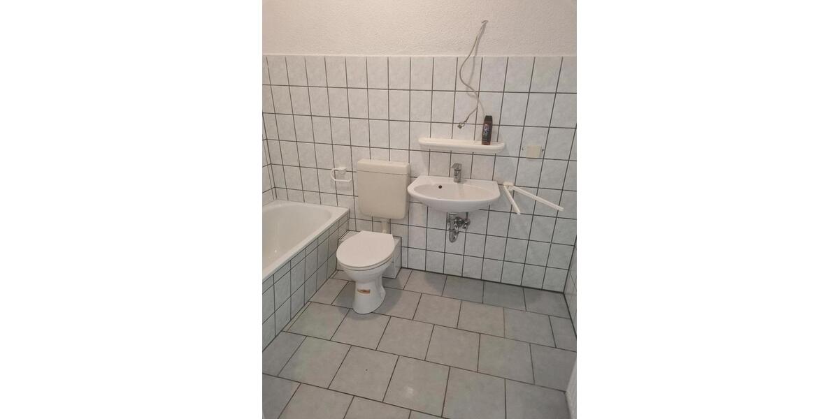 Erdgeschoßwohnung Neukirchen/Pleiße Pleiße - 2 Zimmer, 41 m&sup2;, 250&euro; | Angebot:25637421