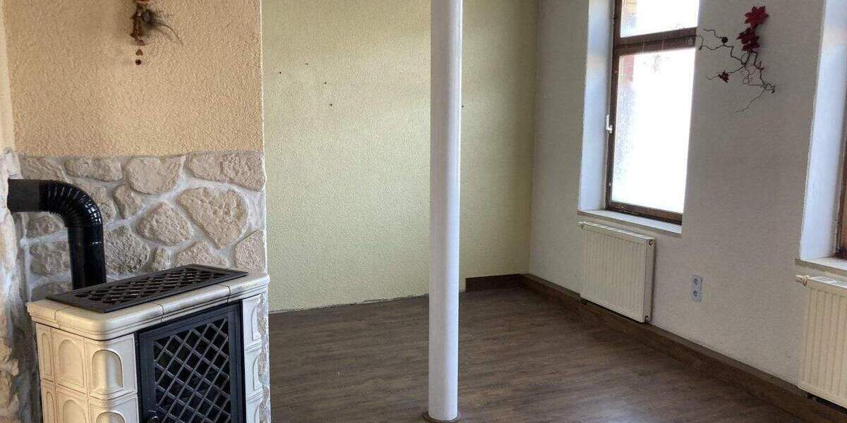 Mehrfamilienhaus, Wohnhaus Heinsdorfergrund Unterheinsdorf - 9 Zimmer, 180 m&sup2;, 50.000&euro; | Angebot:25707394