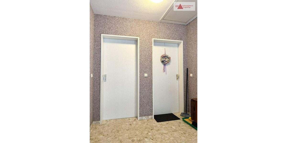 Etagenwohnung Glauchau / Niederlungwitz Niederlungwitz - 3 Zimmer, 88 m&sup2;, 748&euro; | Angebot:25688304