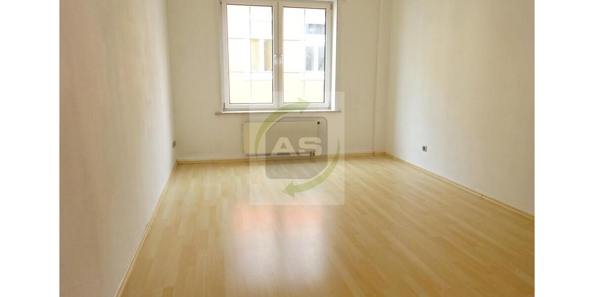Etagenwohnung Zwickau - 3 Zimmer, 132 m&sup2;, 925&euro; | Angebot:25101791