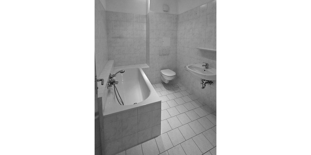 Etagenwohnung Greiz - 3 Zimmer, 75 m&sup2;, 25.000&euro; | Angebot:26640696