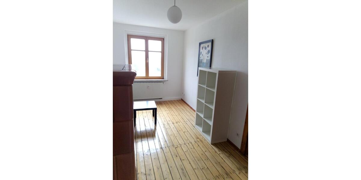 Etagenwohnung Reichenbach im Vogtland Obermylau - 2 Zimmer, 43 m&sup2;, 280&euro; | Angebot:24604150