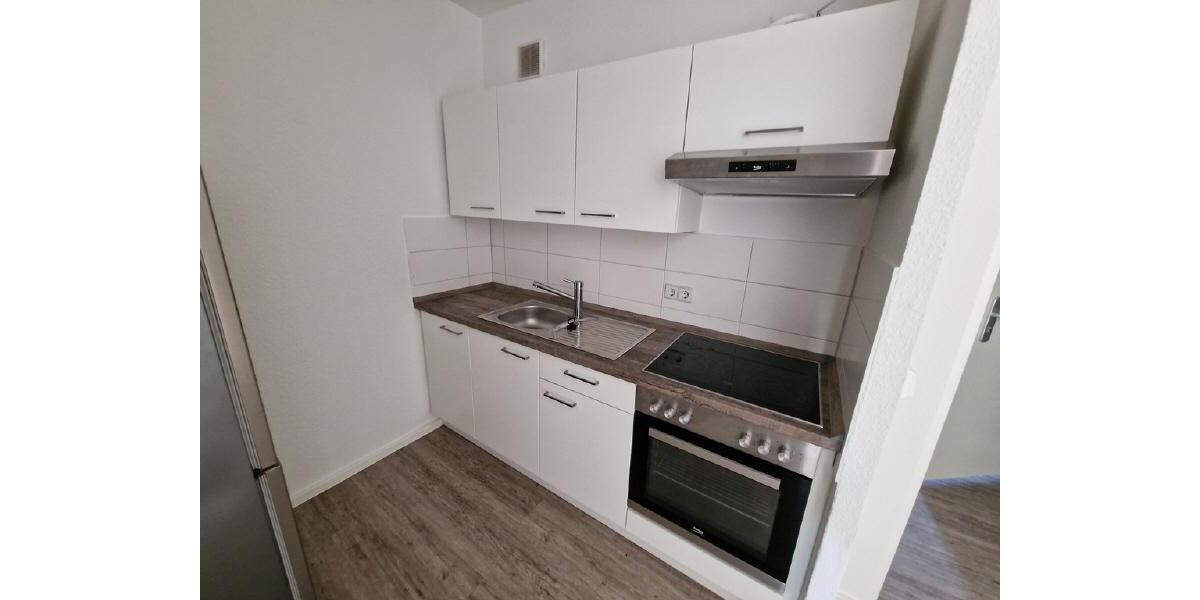 Etagenwohnung Zwickau Neuplanitz - 2 Zimmer, 42 m&sup2;, 270&euro; | Angebot:22059646