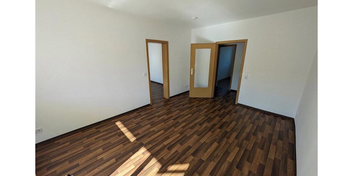 Etagenwohnung Limbach-Oberfrohna Oberfrohna - 2 Zimmer, 49 m&sup2;, 331&euro; | Angebot:25945663