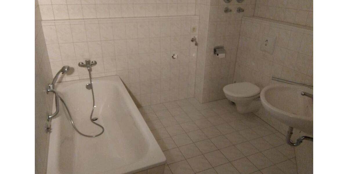 Etagenwohnung Schönheide - 2 Zimmer, 54 m&sup2;, 350&euro; | Angebot:25256534