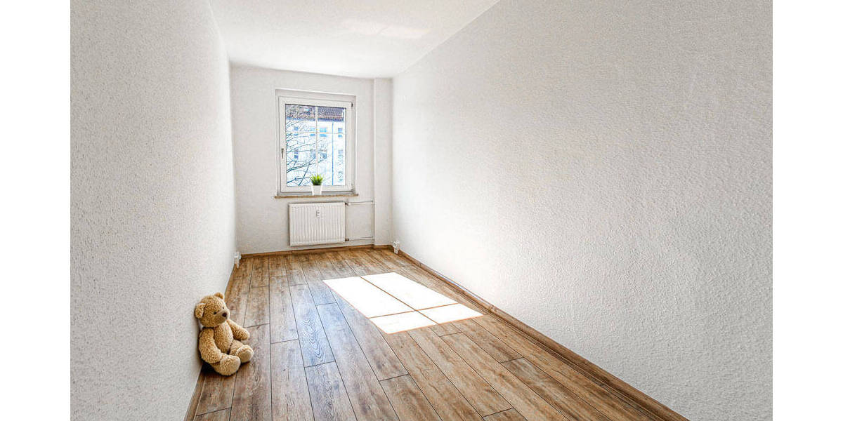 Etagenwohnung Zwickau Eckersbach - 4 Zimmer, 75 m&sup2;, 525&euro; | Angebot:25771304