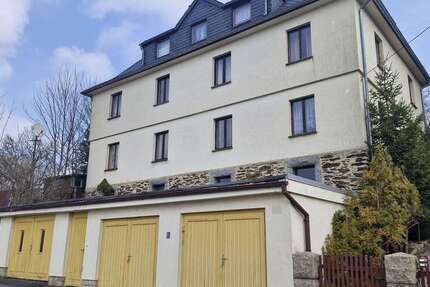 Haus Zschorlau - 15 Zimmer, 245 m&sup2;, 75.000&euro; | Angebot:19971790