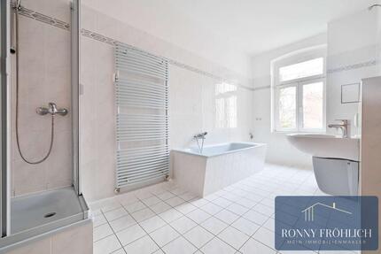 Wohnung Meerane - 3 Zimmer, 75 m&sup2;, 399&euro; | Angebot:24438634