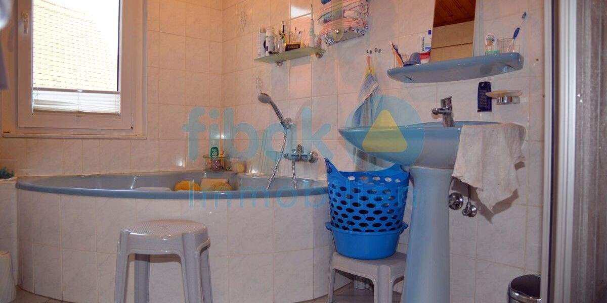 Einfamilienhaus Lichtentanne / Schönfels Schönfels - 9 Zimmer, 214 m&sup2;, 179.000&euro; | Angebot:25745031