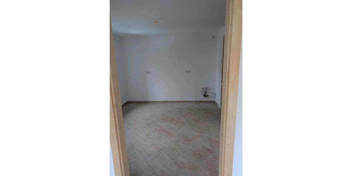 Etagenwohnung Zwickau Auerbach - 2 Zimmer, 59 m&sup2;, 440&euro; | Angebot:25097220