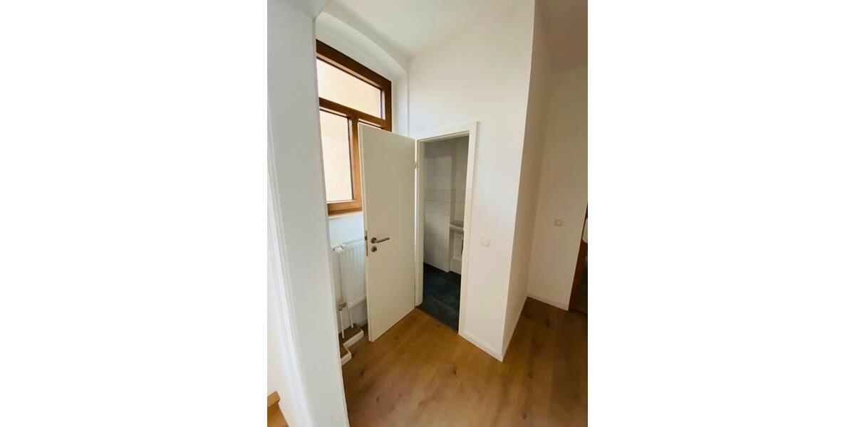 Etagenwohnung Meerane - 2 Zimmer, 58 m&sup2;, 363&euro; | Angebot:25376877