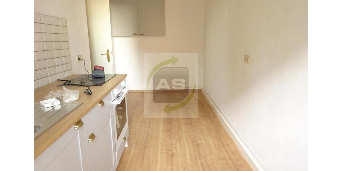 Etagenwohnung Zwickau - 2 Zimmer, 53 m&sup2;, 340&euro; | Angebot:23779149