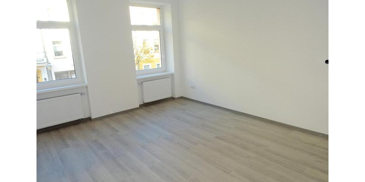 Etagenwohnung Zwickau - 4 Zimmer, 120 m&sup2;, 700&euro; | Angebot:21447983
