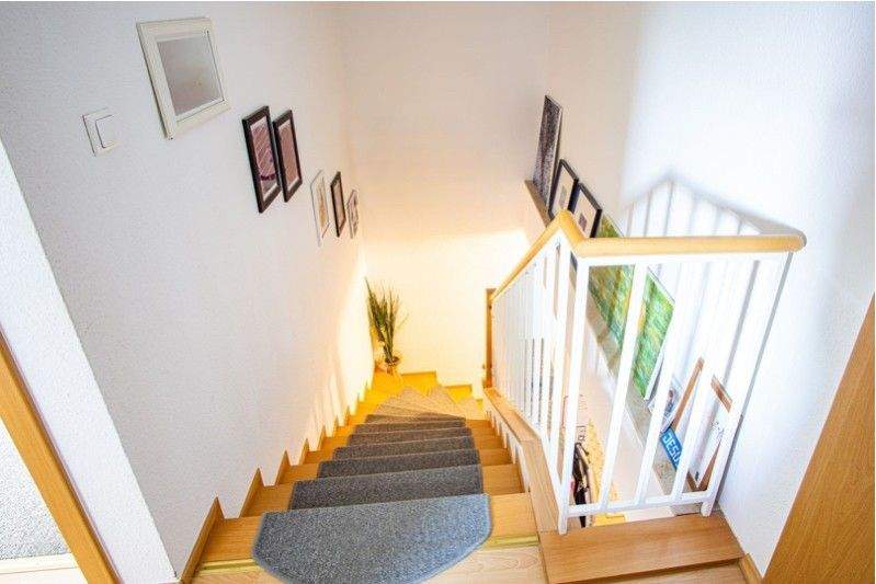 Etagenwohnung Limbach-Oberfrohna Oberfrohna - 4 Zimmer, 122 m&sup2;, 229.000&euro; | Angebot:25684768