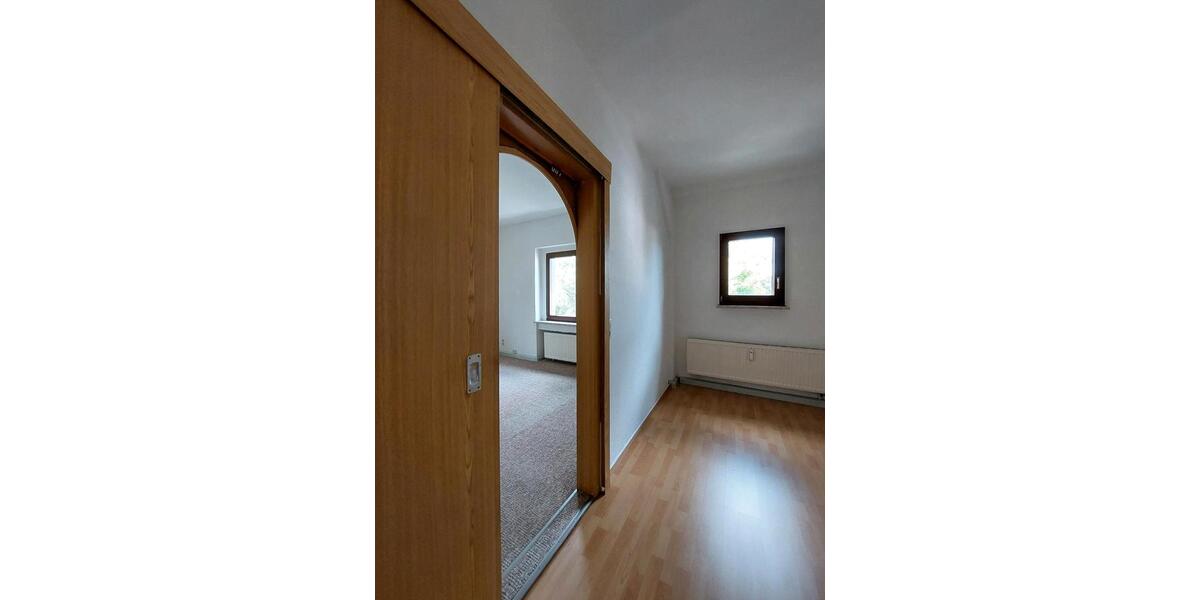 Etagenwohnung Zwickau Zwickau-Nord - 2 Zimmer, 51 m&sup2;, 390&euro; | Angebot:24804300