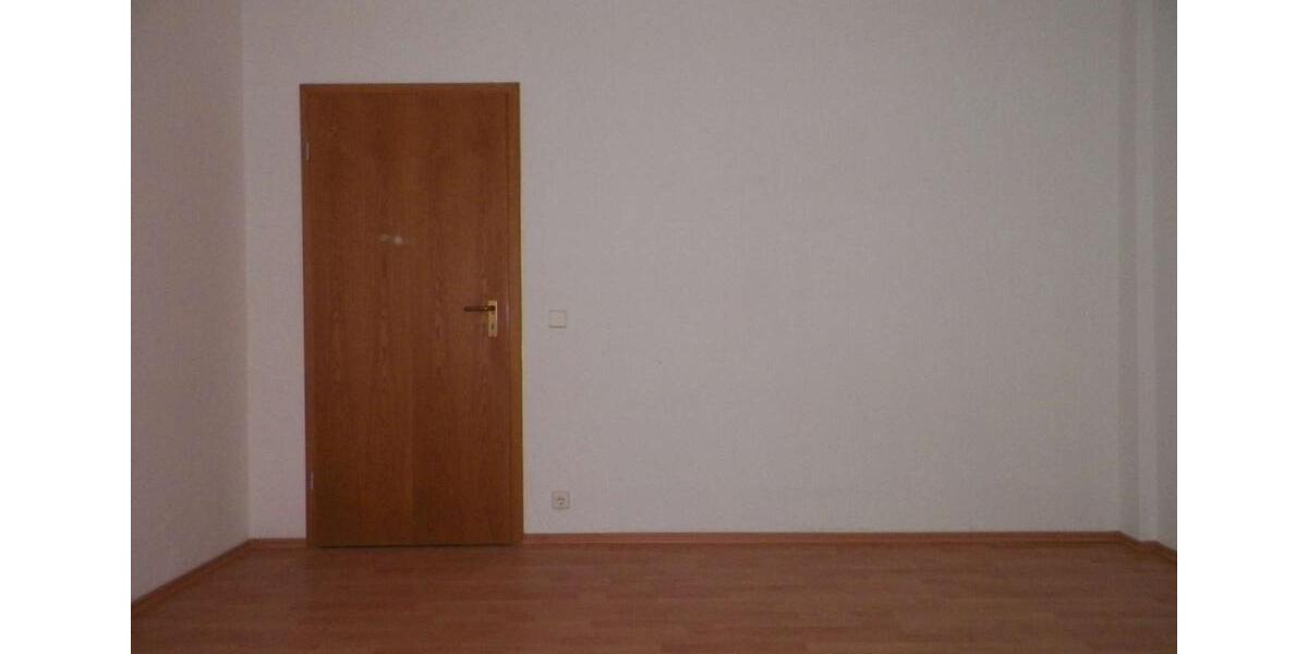Erdgeschoßwohnung Zwickau - 2 Zimmer, 6 m&sup2;, 320&euro; | Angebot:22739654