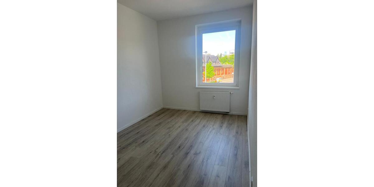 Etagenwohnung Hohenstein-Ernstthal Ernstthal - 2 Zimmer, 48 m&sup2;, 290&euro; | Angebot:25751828