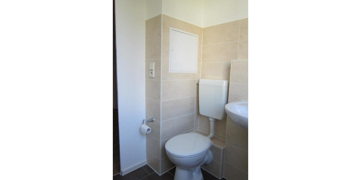 Etagenwohnung Crimmitschau - 4 Zimmer, 87 m&sup2;, 589&euro; | Angebot:19635396