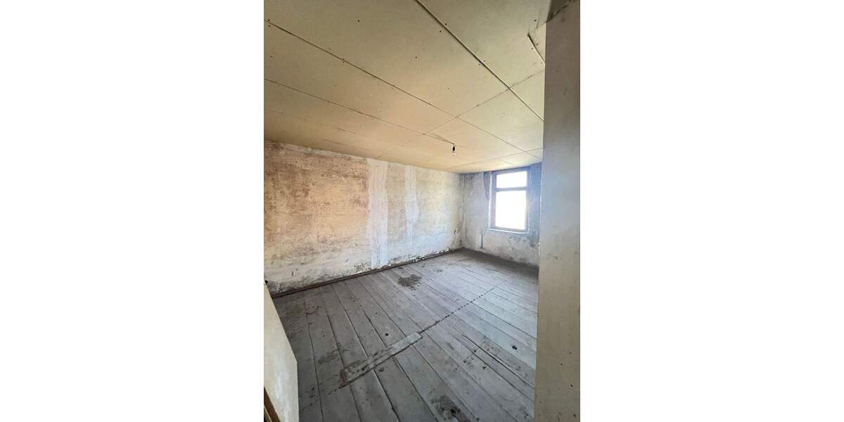 Mehrfamilienhaus, Wohnhaus Reichenbach im Vogtland Reichenbach - 1 Zimmer, 500 m&sup2;, 63.000&euro; | Angebot:25708252