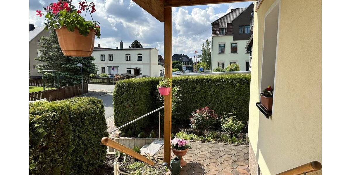 Etagenwohnung Zwickau Mosel - 4 Zimmer, 149 m&sup2;, 98.000&euro; | Angebot:25747102