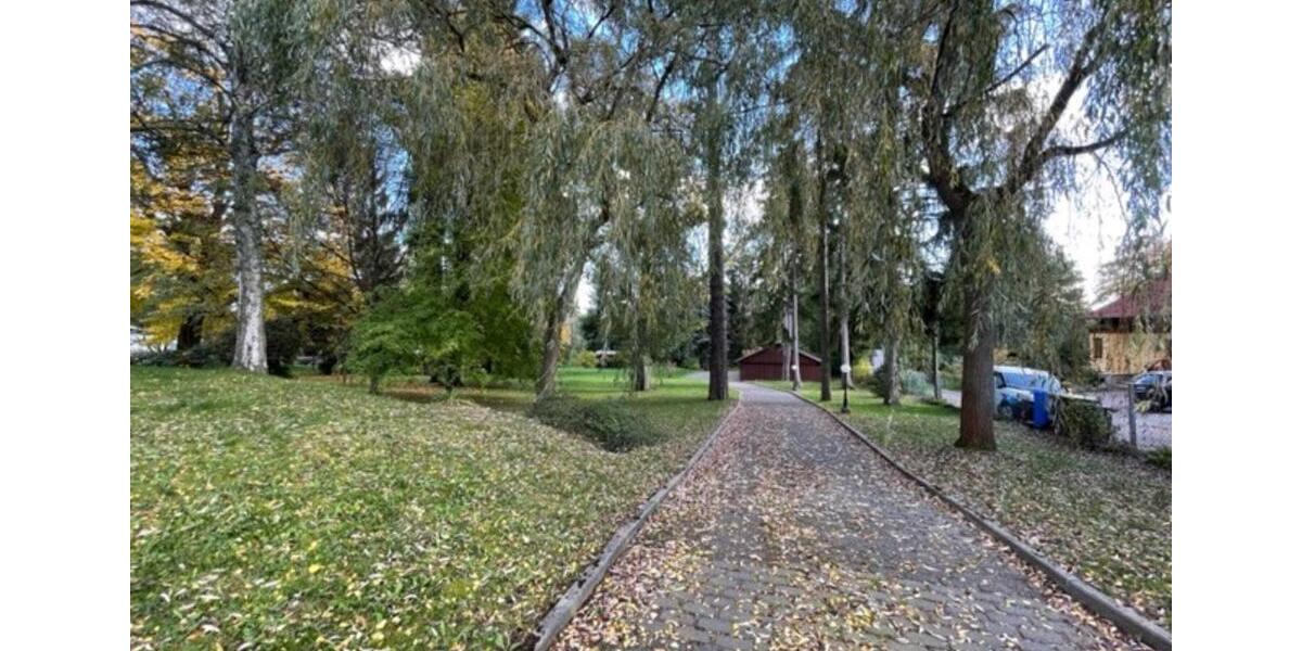 Dachgeschoßwohnung Hohenstein-Ernstthal Ernstthal - 3 Zimmer, 85 m&sup2;, 640&euro; | Angebot:25255010