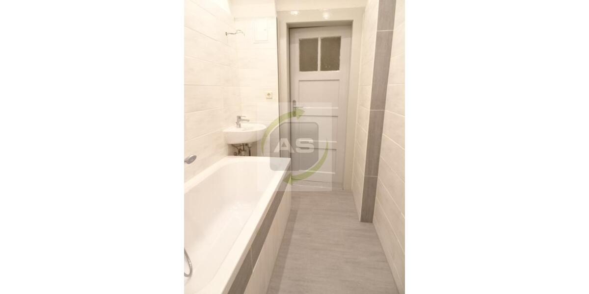 Etagenwohnung Zwickau Zwickau-Nord - 3 Zimmer, 75 m&sup2;, 430&euro; | Angebot:22591322