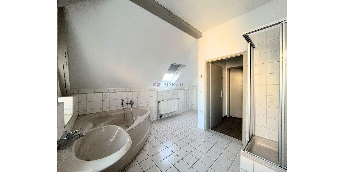 Etagenwohnung Limbach-Oberfrohna Kändler - 3 Zimmer, 78 m&sup2;, 429&euro; | Angebot:25738189