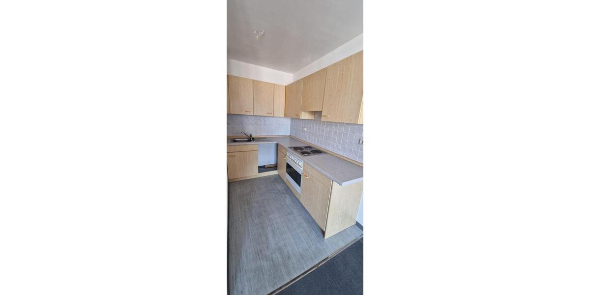 Dachgeschoßwohnung Zwickau Zwickau-Nord - 1 Zimmer, 33 m&sup2;, 230&euro; | Angebot:26676972
