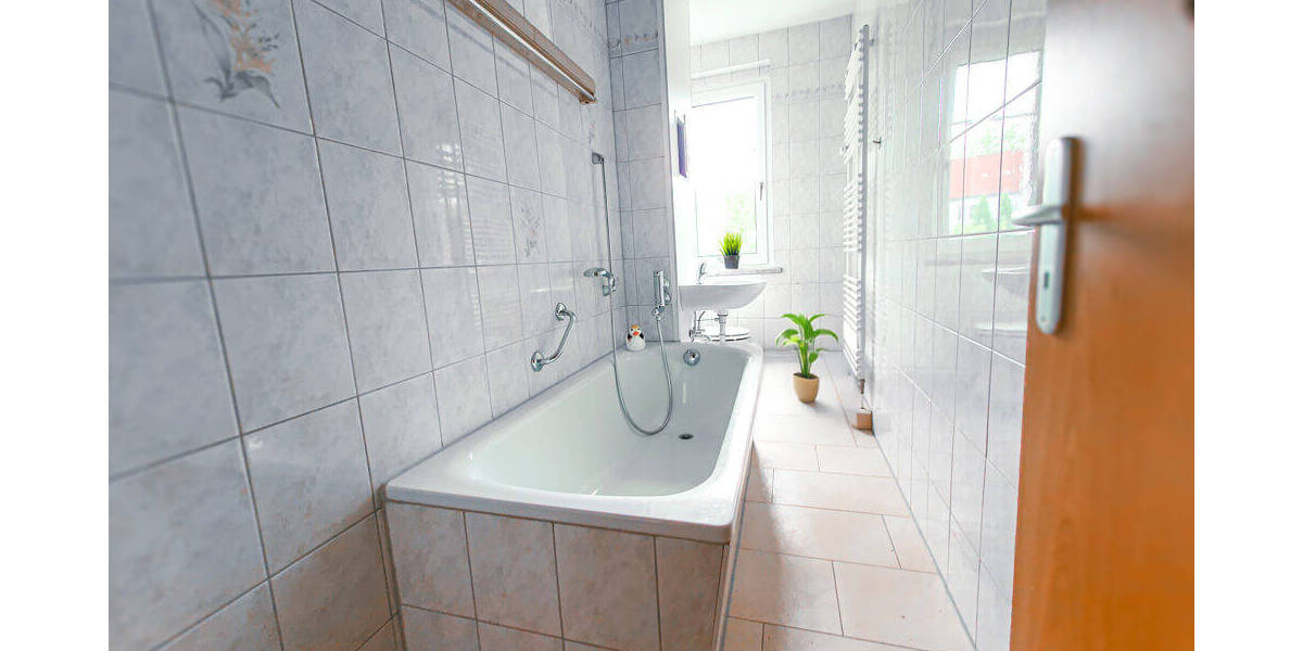 Etagenwohnung Zwickau Eckersbach - 3 Zimmer, 59 m&sup2;, 413&euro; | Angebot:25668560