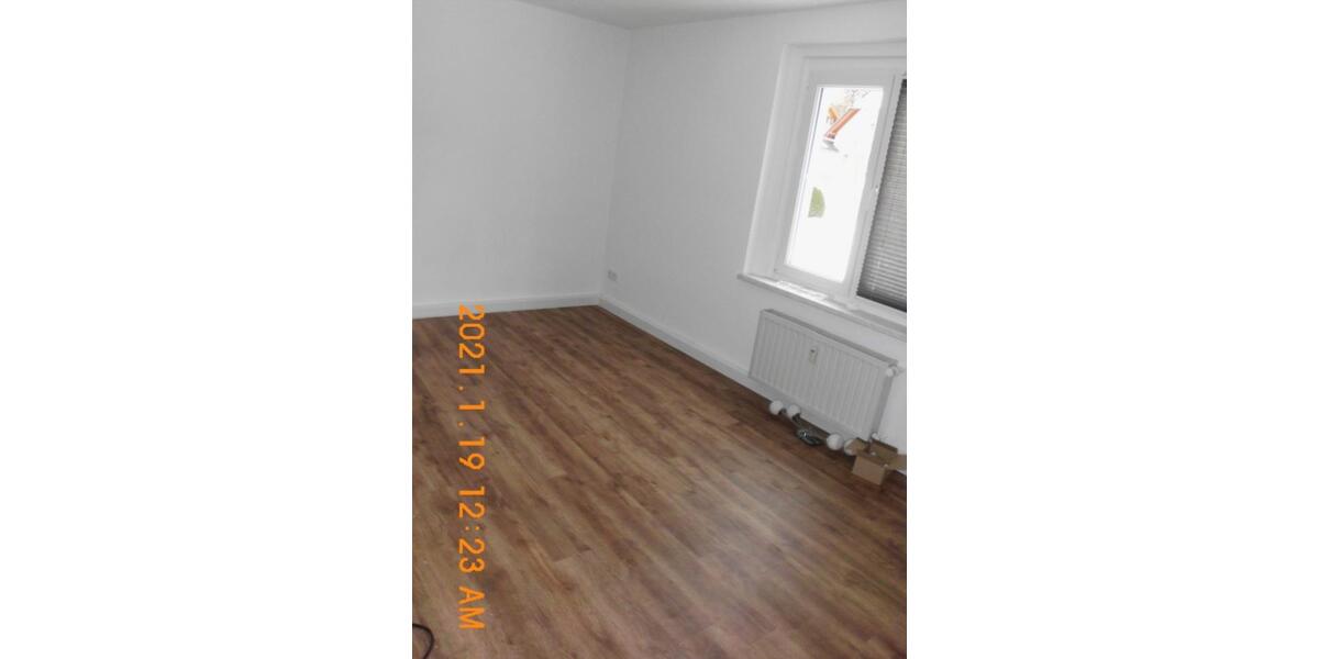 Etagenwohnung Hohenstein-Ernstthal Ernstthal - 4 Zimmer, 74 m&sup2;, 380&euro; | Angebot:17816920