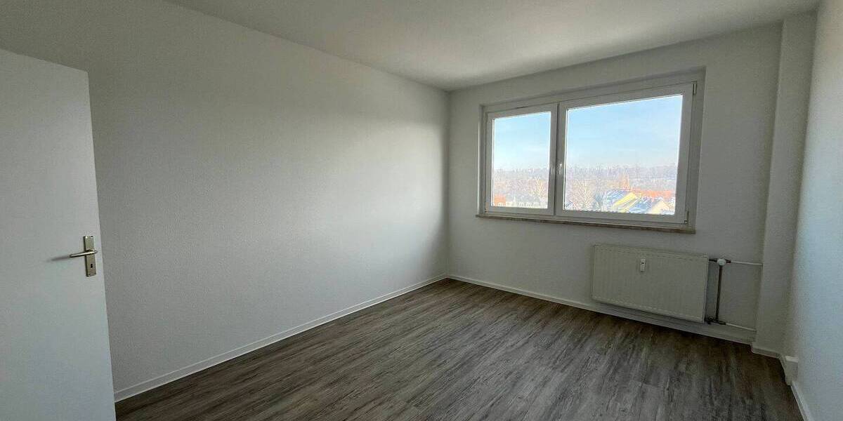 Etagenwohnung Zwickau Pölbitz - 3 Zimmer, 70 m&sup2;, 319&euro; | Angebot:25997844