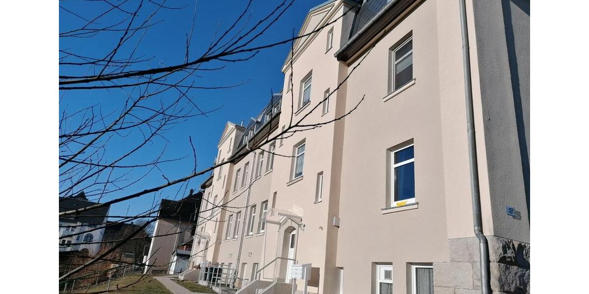 Dachgeschoßwohnung Ellefeld - 2 Zimmer, 46 m&sup2;, 230&euro; | Angebot:21518338