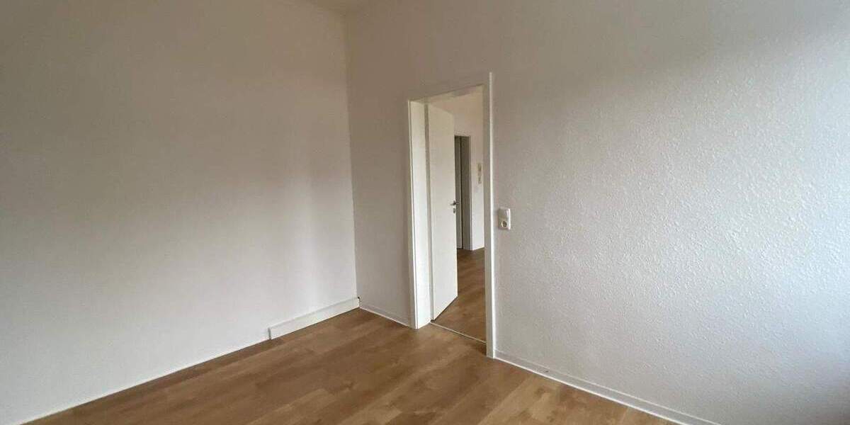 Etagenwohnung Gersdorf - 2 Zimmer, 60 m&sup2;, 360&euro; | Angebot:25801695