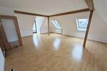Dachgeschoßwohnung Zwickau - 3 Zimmer, 88 m&sup2;, 560&euro; | Angebot:25945689
