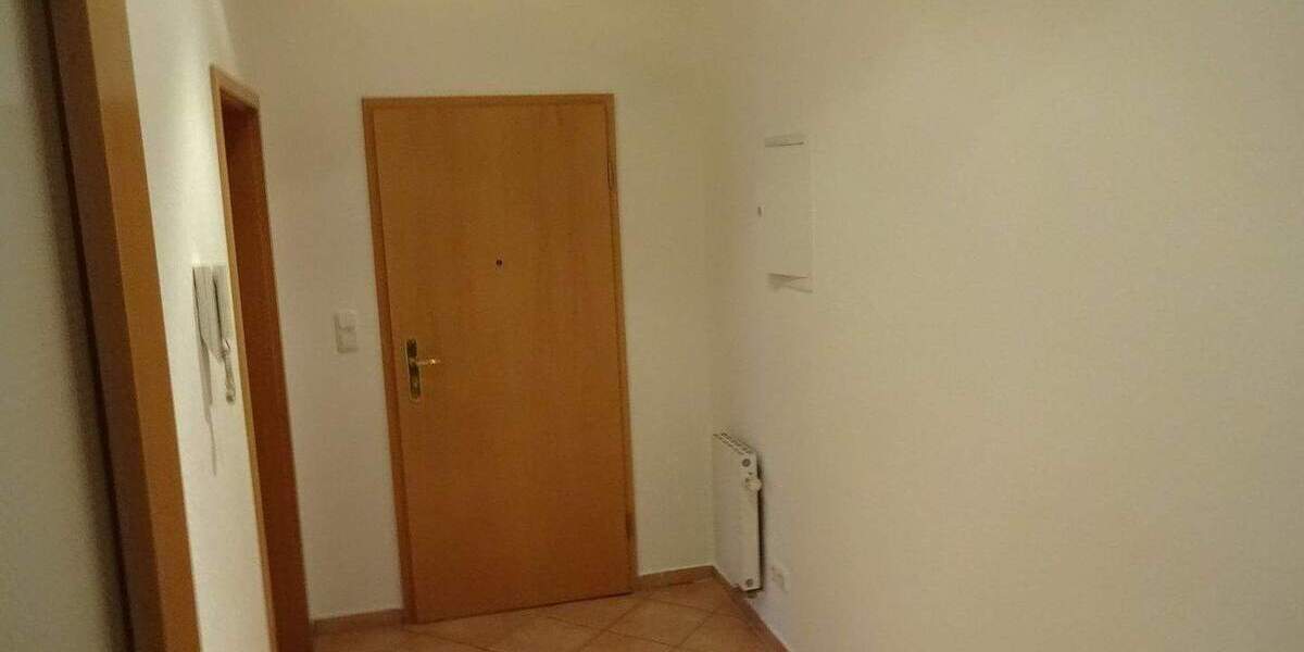 Etagenwohnung Zwickau Innenstadt - 2 Zimmer, 46 m&sup2;, 278&euro; | Angebot:25707549