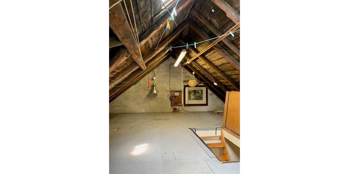 Reihenendhaus Reichenbach - 6 Zimmer, 127 m&sup2;, 85.000&euro; | Angebot:25662050