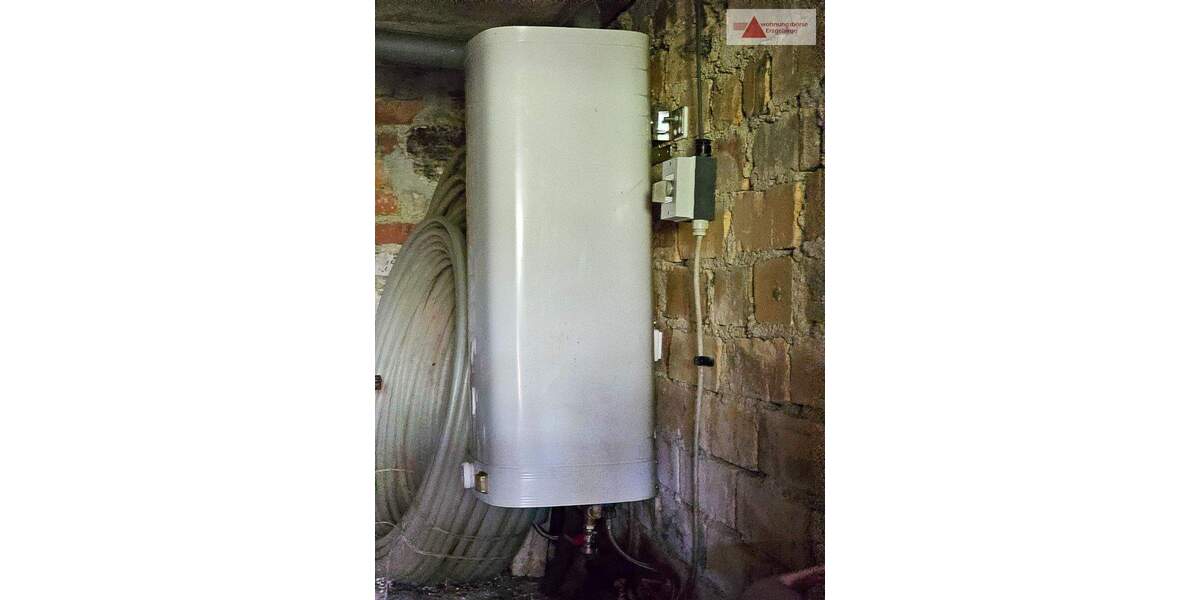 Mehrfamilienhaus, Wohnhaus Lauter-Bernsbach Bernsbach - 2 Zimmer, 50 m&sup2;, 70.000&euro; | Angebot:25744644