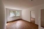 Etagenwohnung Zwickau Eckersbach - 2 Zimmer, 50 m&sup2;, 299&euro; | Angebot:25778609