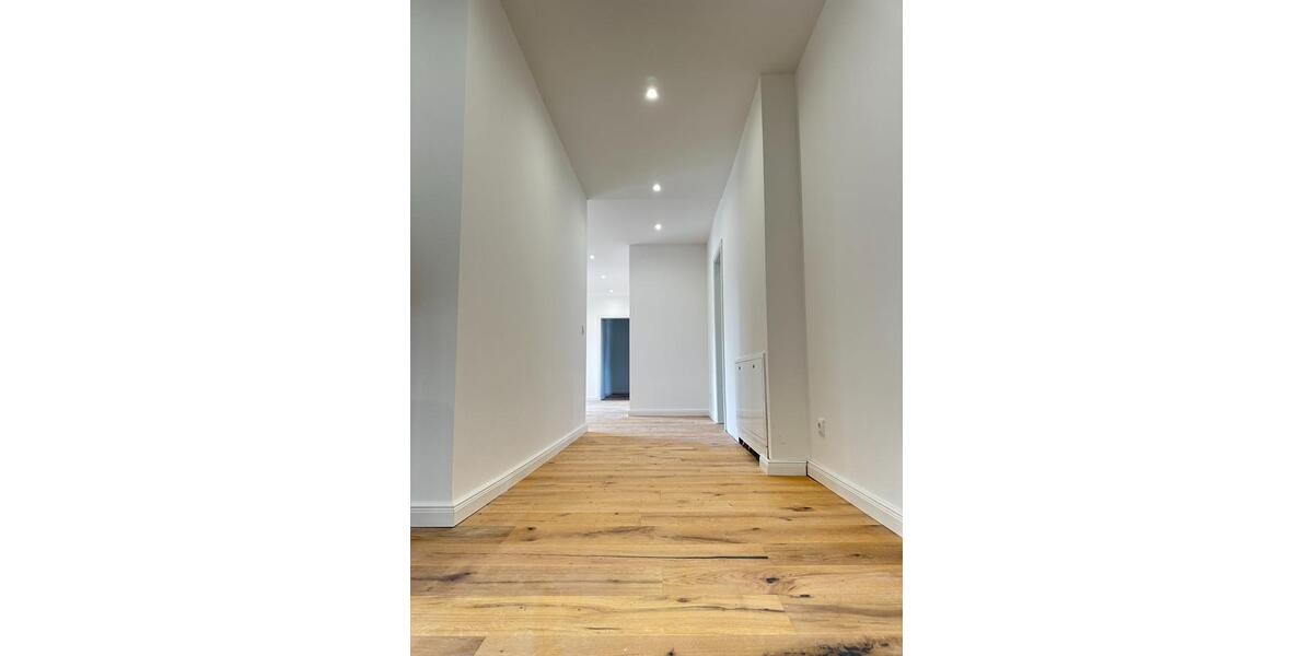 Etagenwohnung Limbach-Oberfrohna Oberfrohna - 4.5 Zimmer, 152 m&sup2;, 1.534&euro; | Angebot:25544759