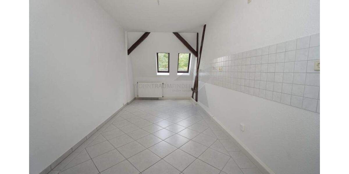 Etagenwohnung Zwickau Innenstadt - 3 Zimmer, 76 m&sup2;, 475&euro; | Angebot:25734232