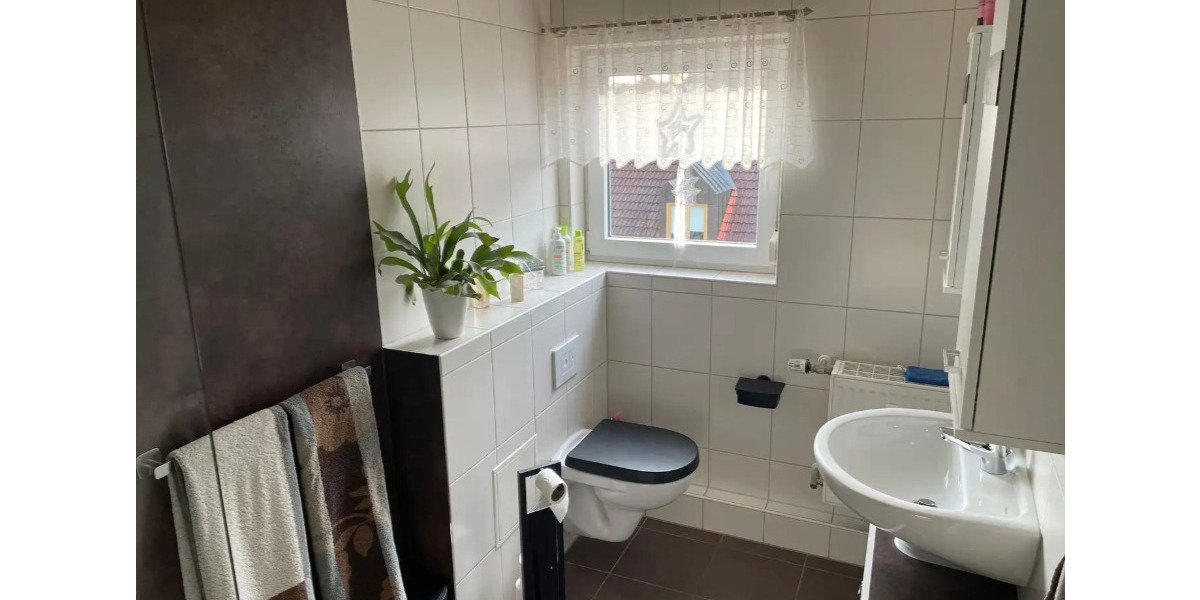 Etagenwohnung Meerane - 2 Zimmer, 66 m&sup2;, 390&euro; | Angebot:25726213