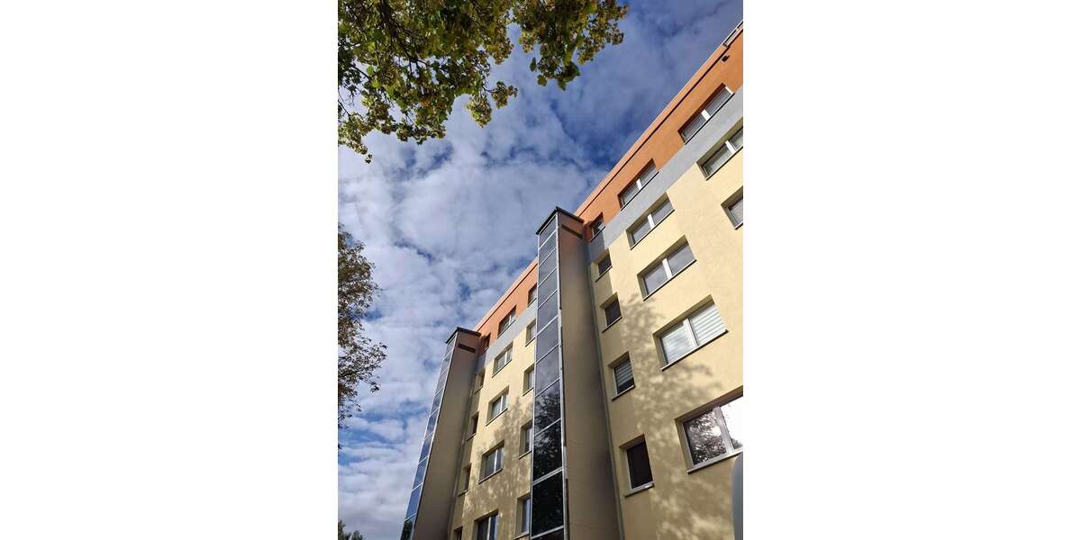 Etagenwohnung Glauchau - 4 Zimmer, 67 m&sup2;, 470&euro; | Angebot:25230525